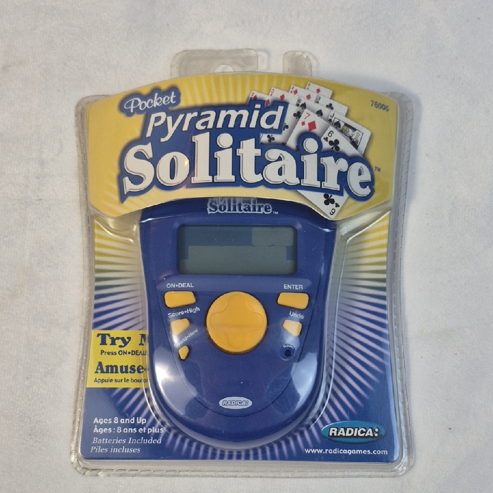 Pocket Pyramid Solitaire Radica Hand Held Electronic Game - New SEALED